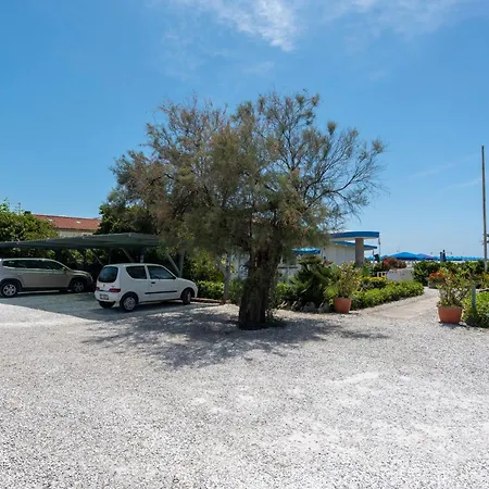 La Casina Del Pescatore On The - Happy * マリーナ・ディ・ピエトラサンタ